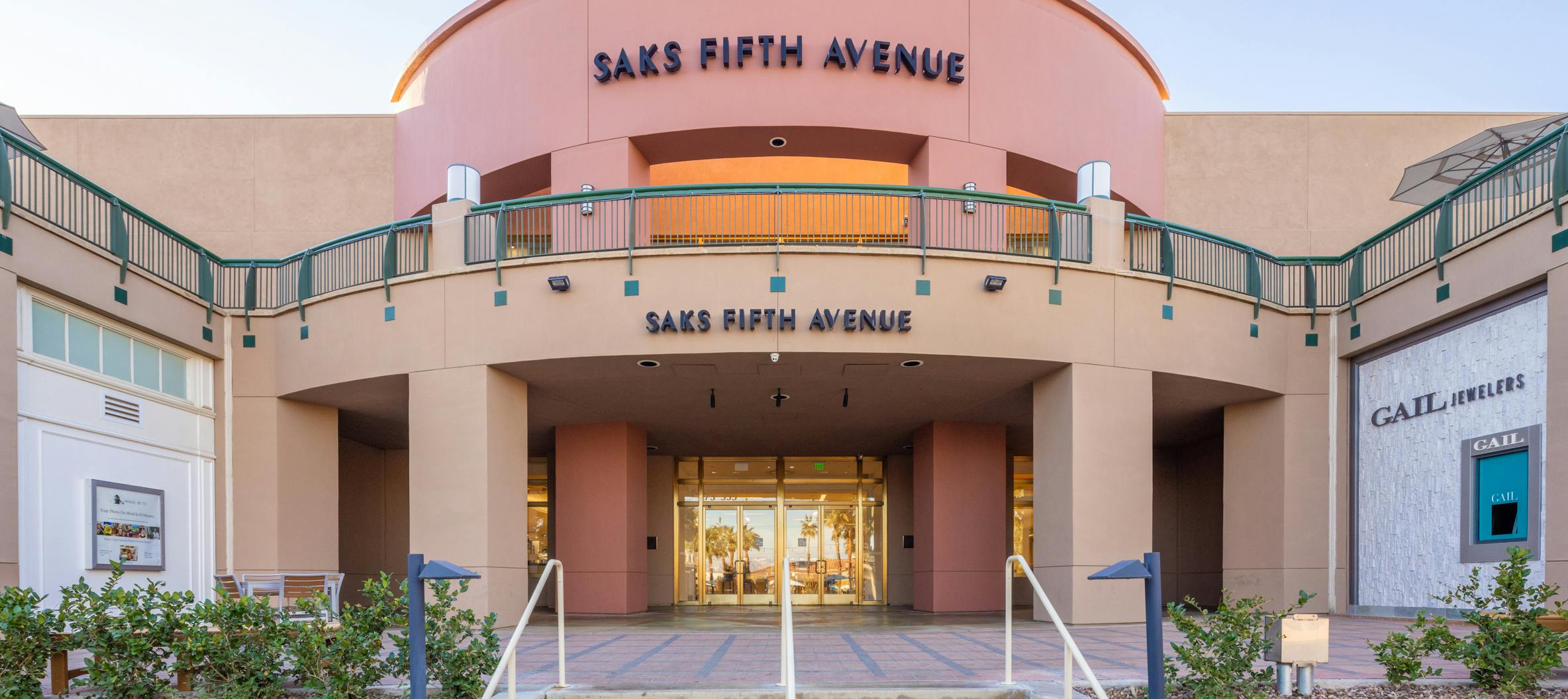 The Gardens on El Paseo Premier Shopping and Dining in Palm Springs