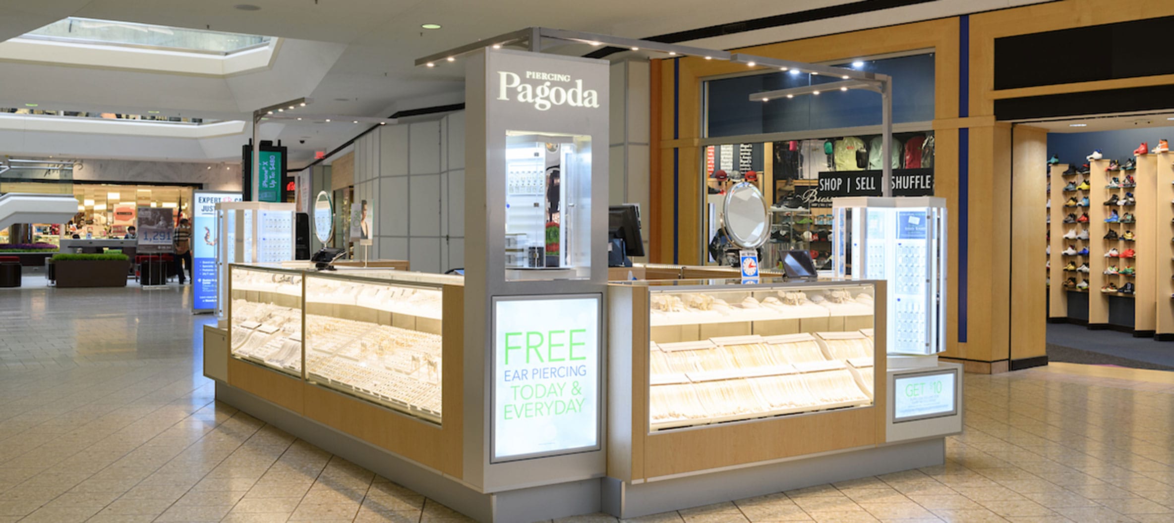 Pagoda jewelry shop