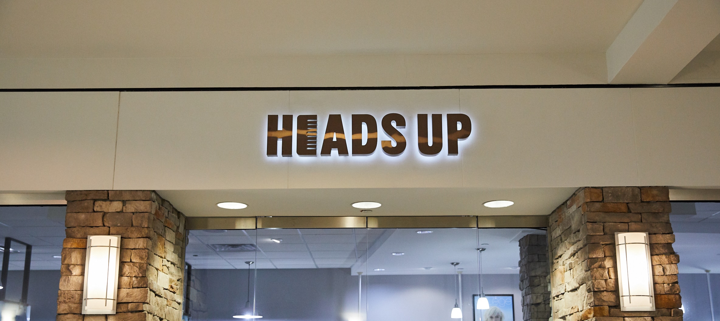 Heads Up Hair Salon | Nashville | The Mall at Green Hills