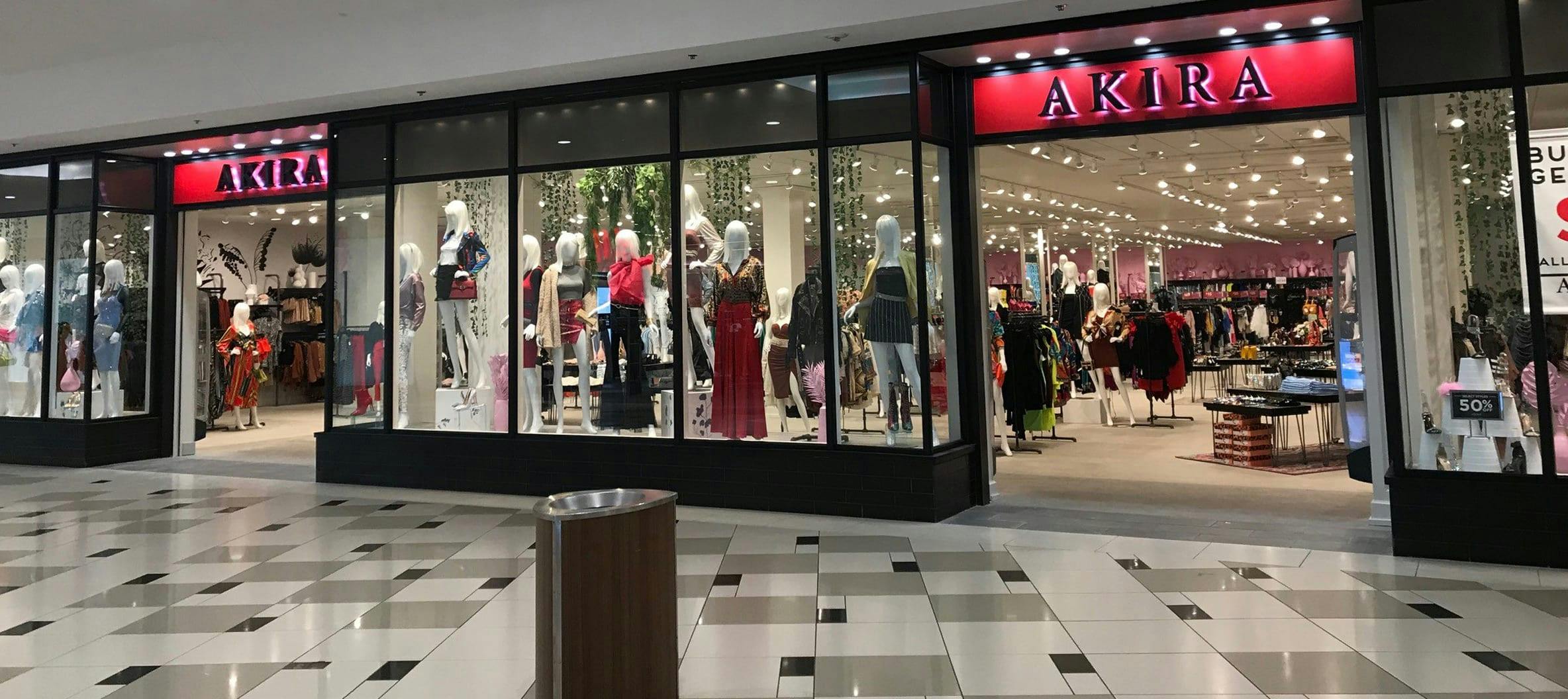 AKIRA Novi Twelve Oaks Mall