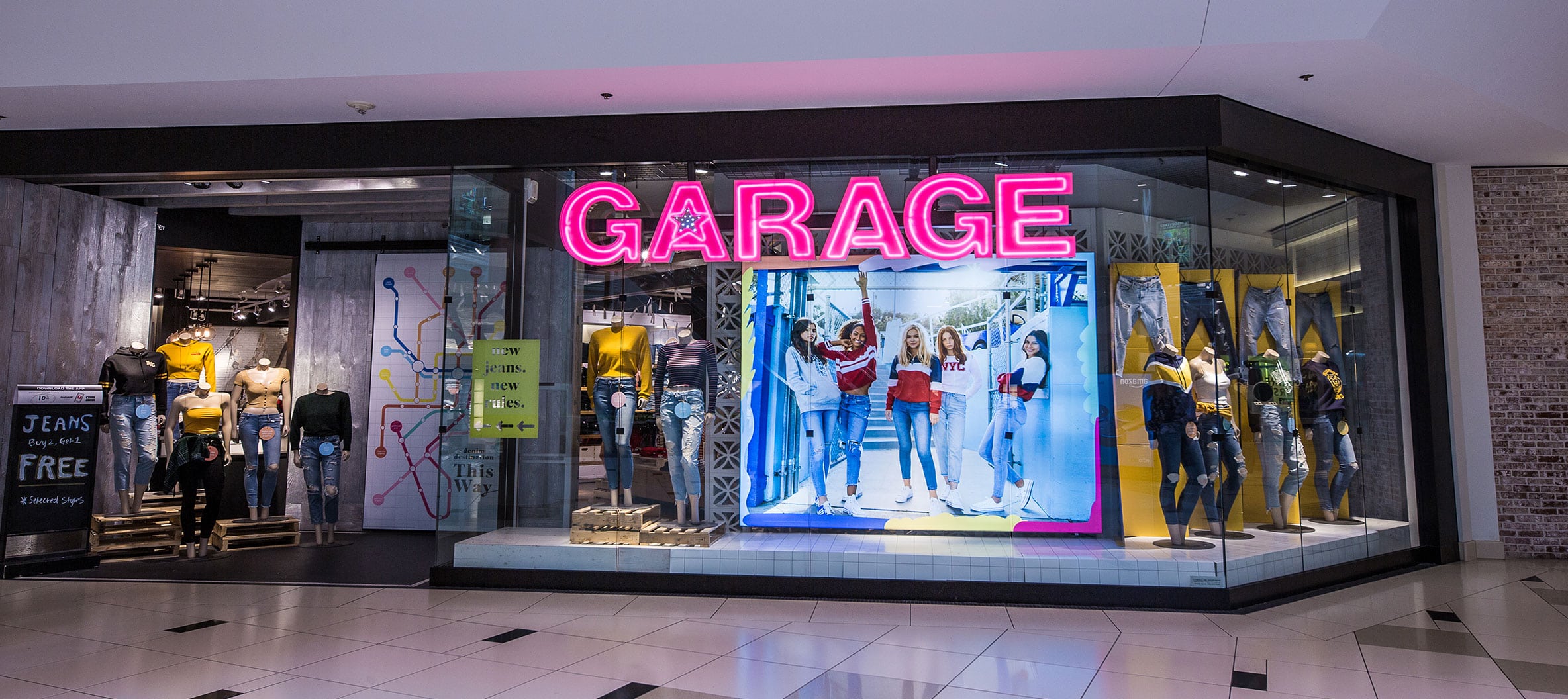 Garage Novi Twelve Oaks Mall