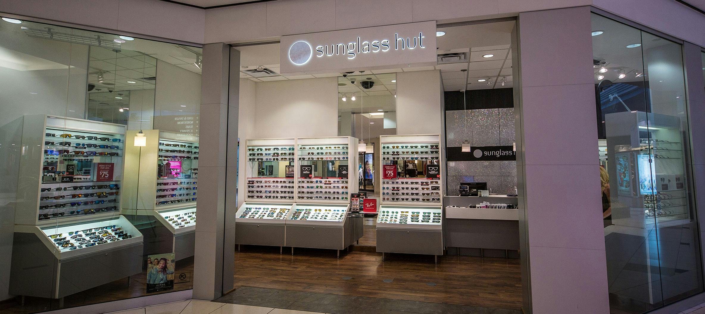 Sunglass Hut Lower Level Novi Twelve Oaks Mall