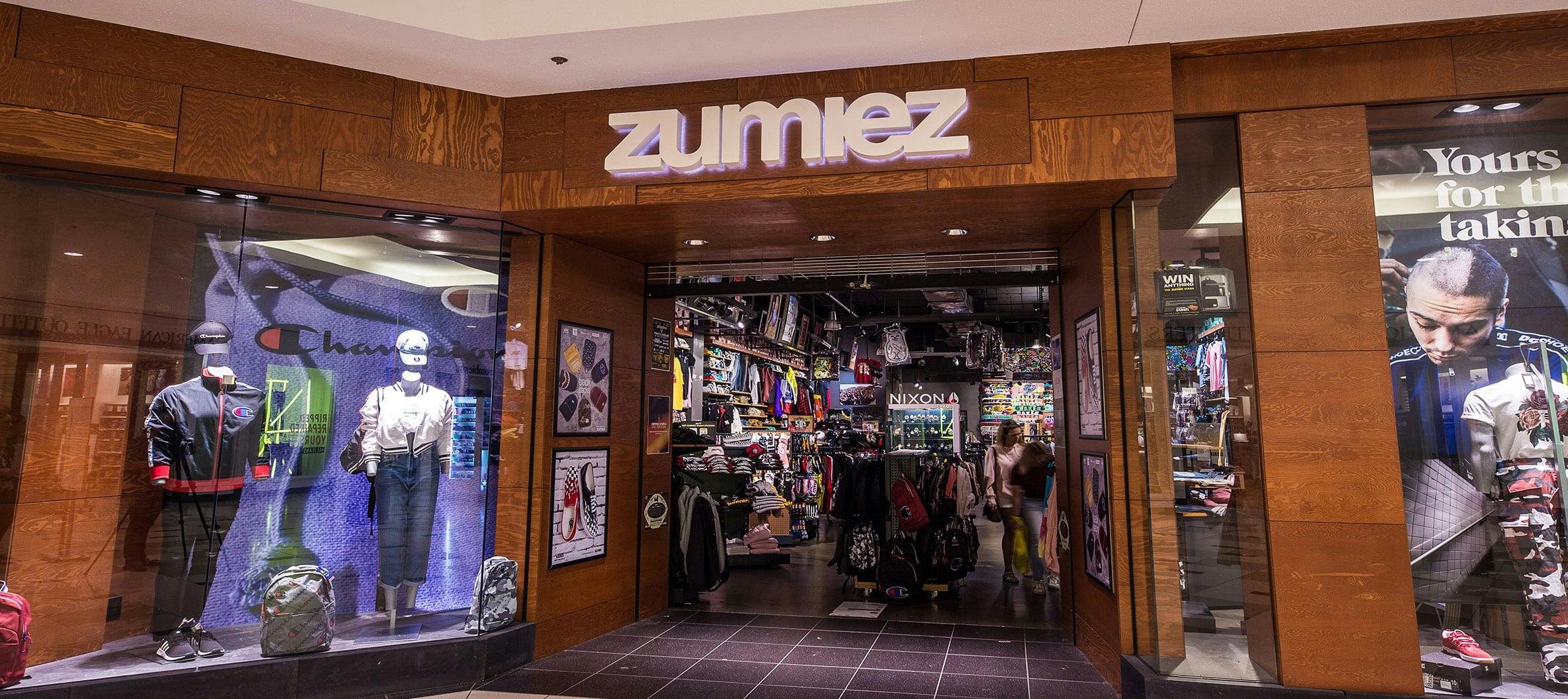 Zumiez Novi Twelve Oaks Mall