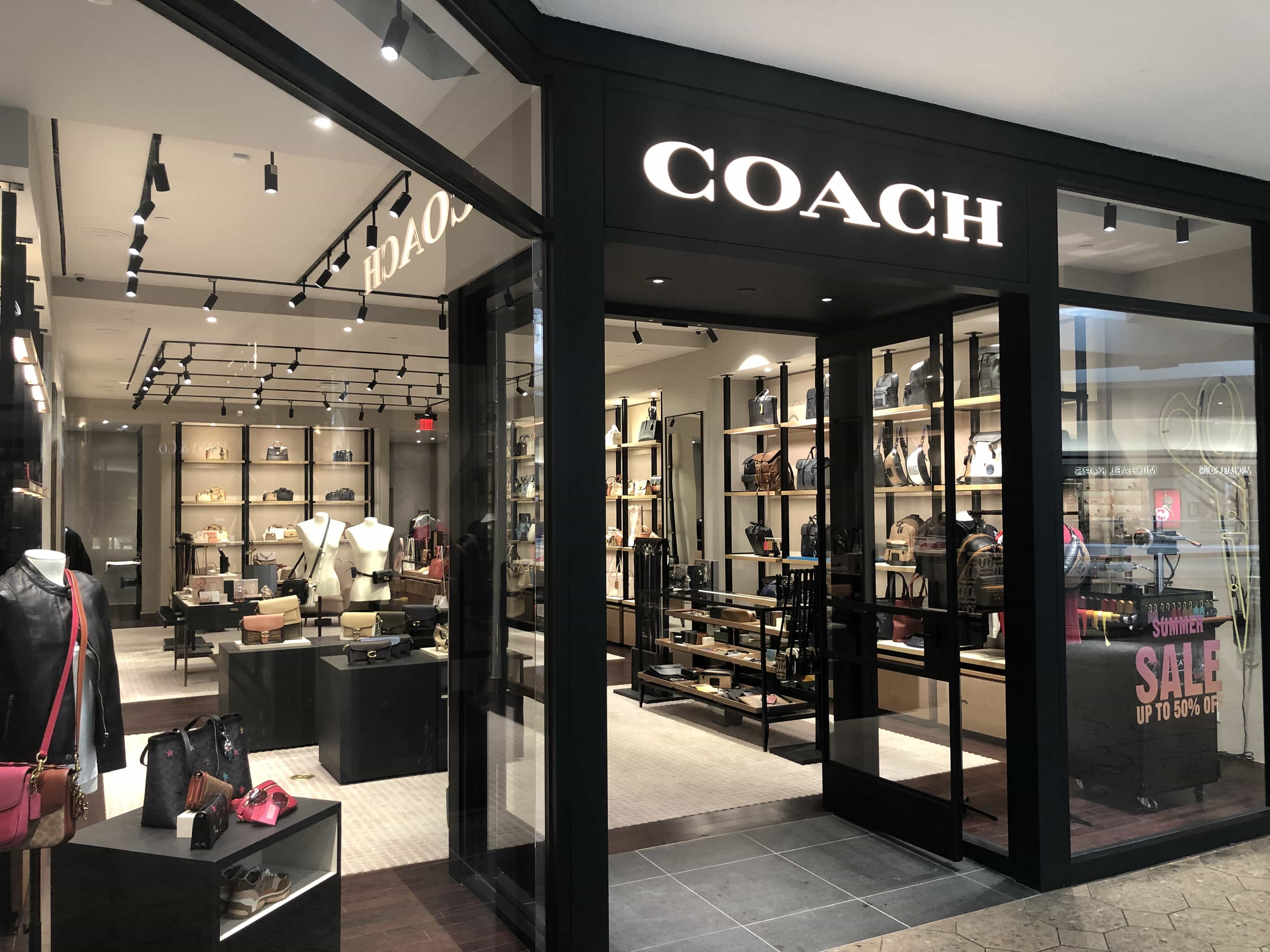 Introducir 62+ imagen coach westfarms Abzlocal.mx