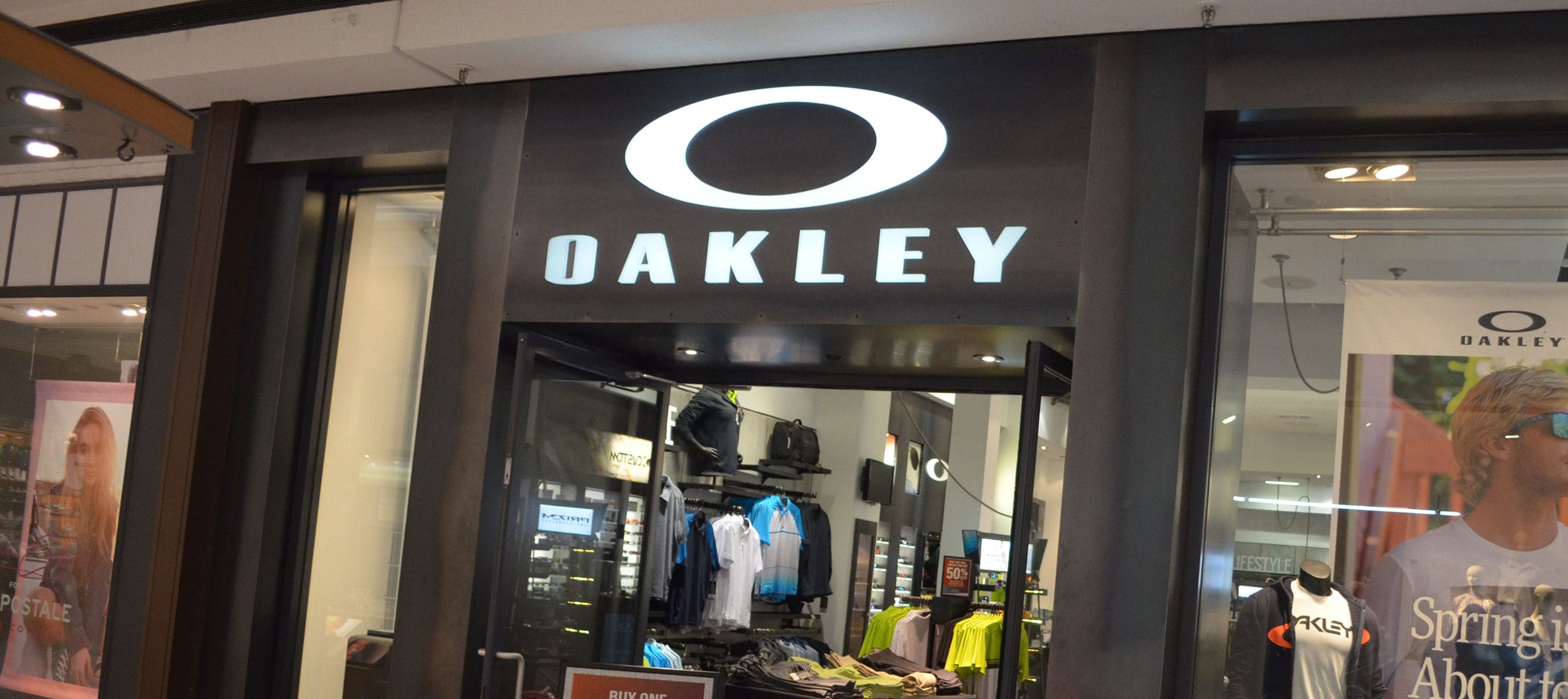 oakley westfarms mall