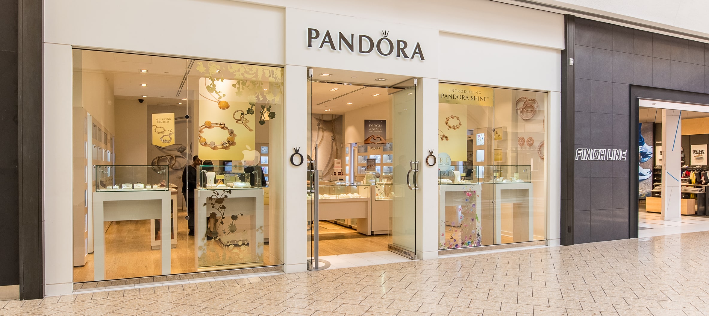 PANDORA Denver Cherry Creek Shopping Center