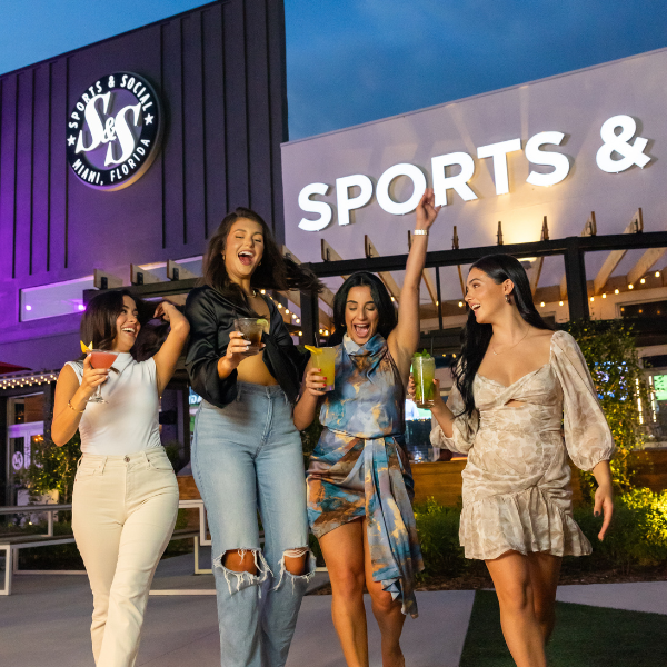 adidas en el dolphin mall