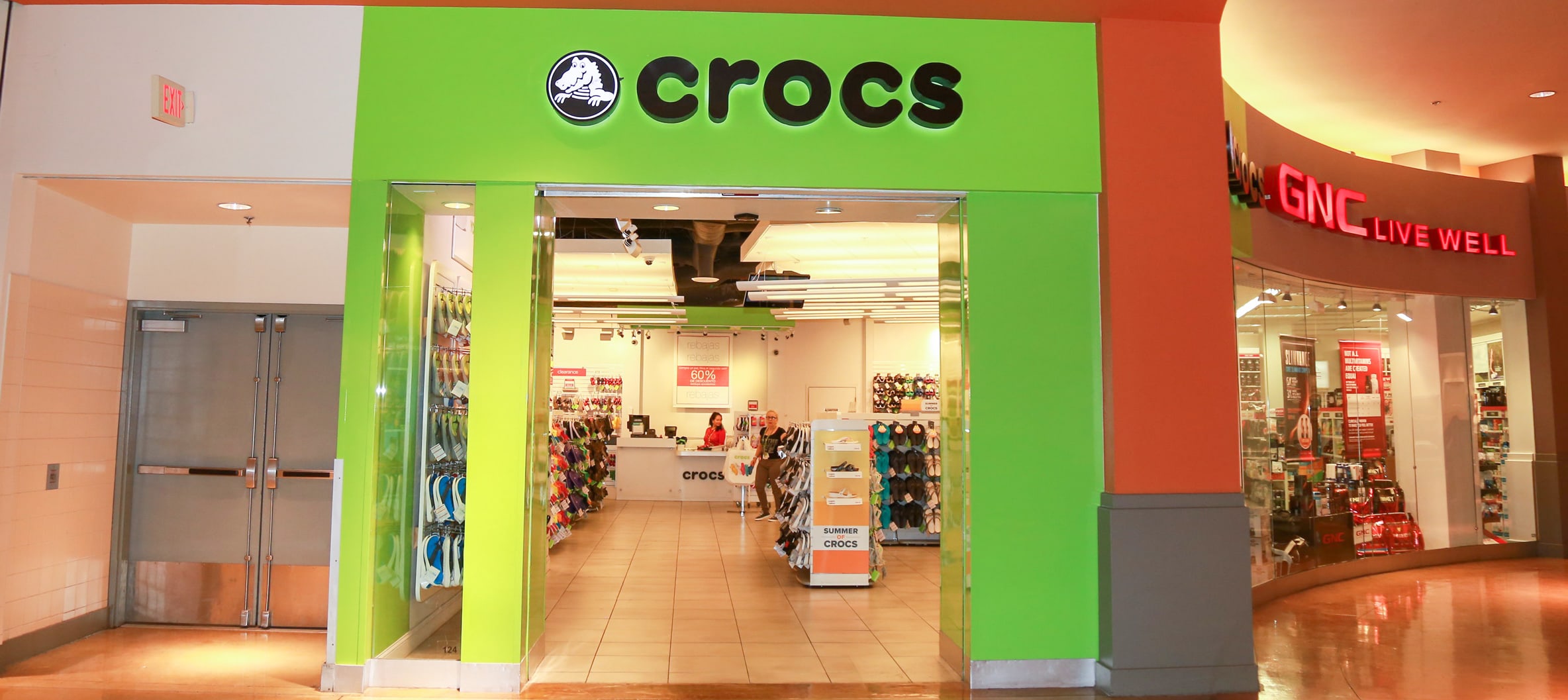 crocs in the mall