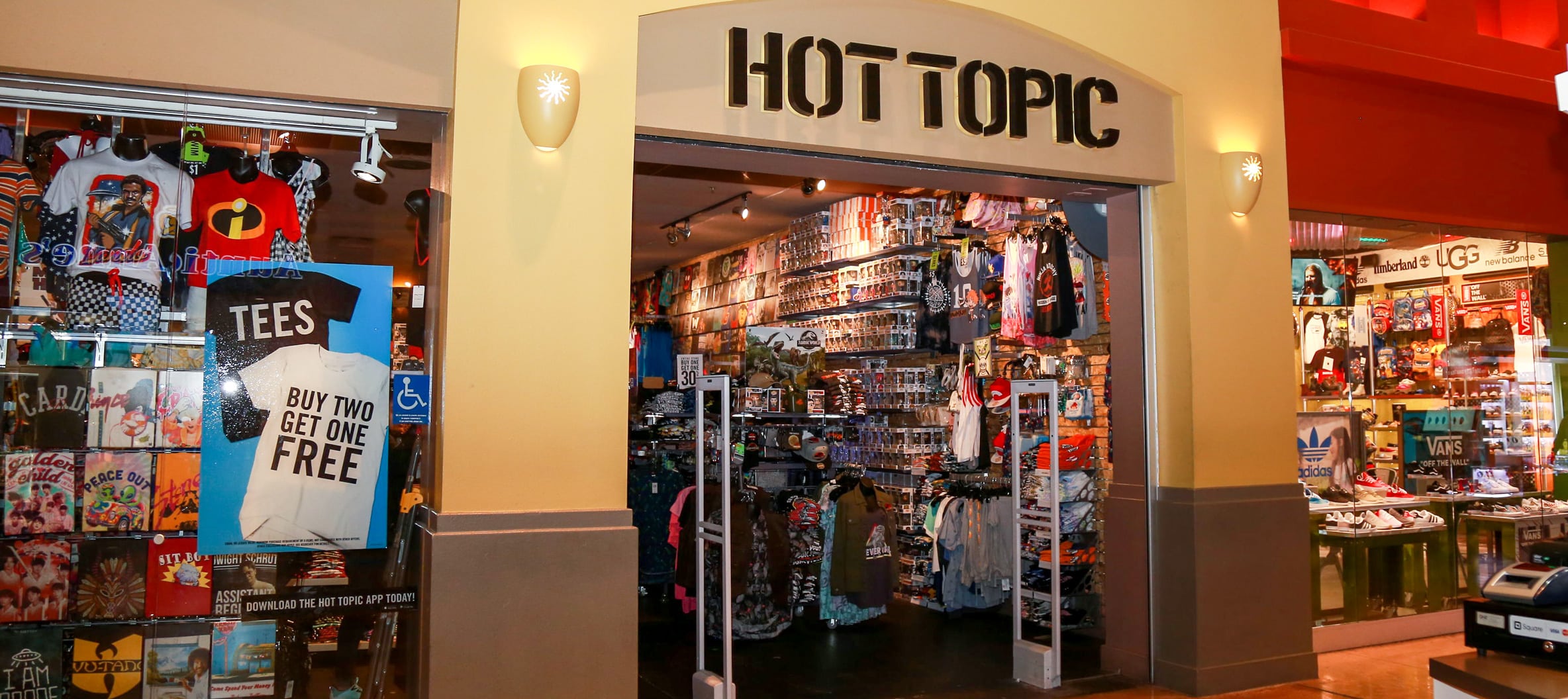 Hot Topic Miami Dolphin Mall Hot topic stonebriar centre mall. hot topic miami dolphin mall