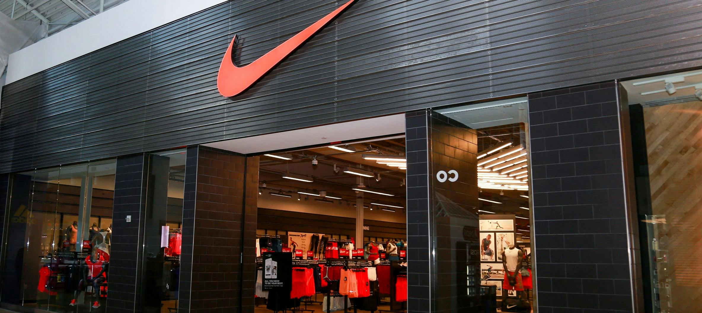 Nike factory store dolphin mall store