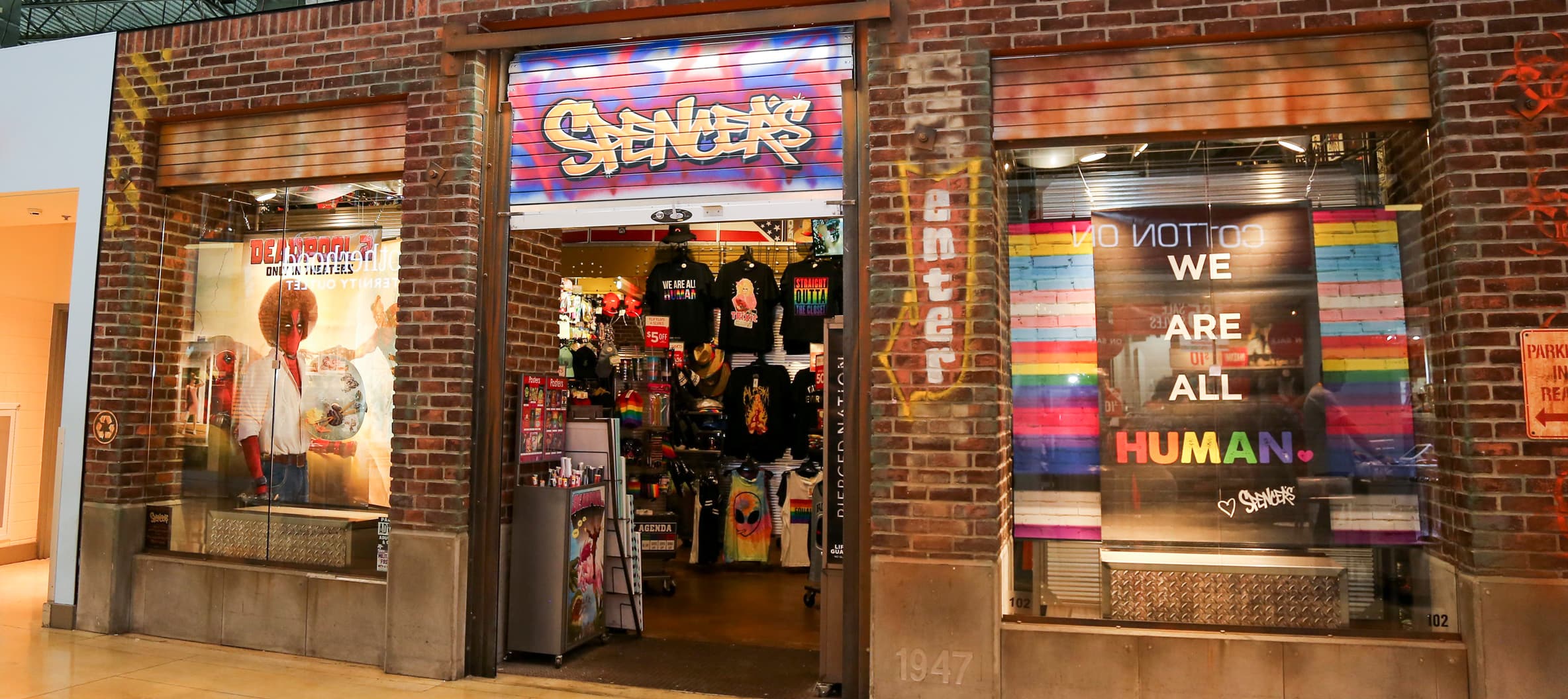 Spencer S Gifts Miami Dolphin Mall