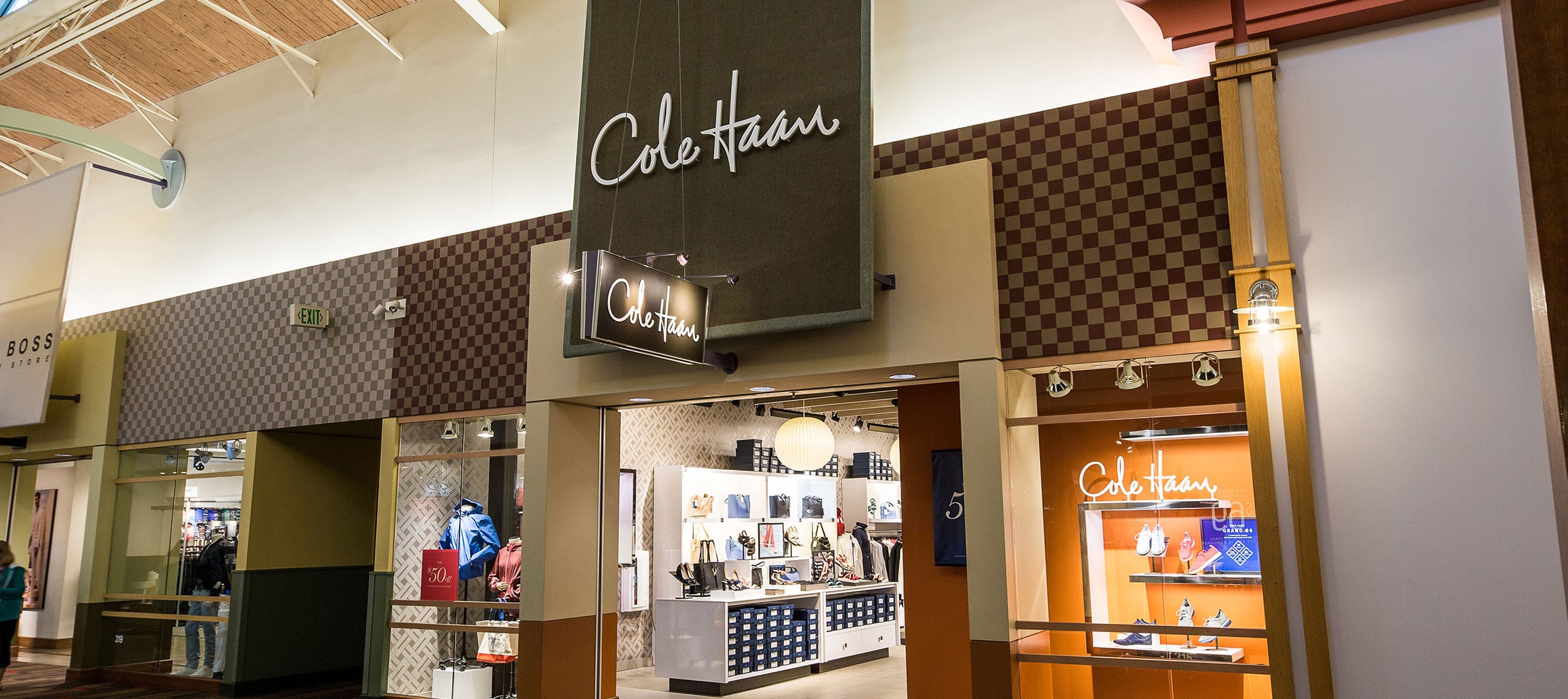 What Time Does Cole Haan at Great Lakes Crossing Close?