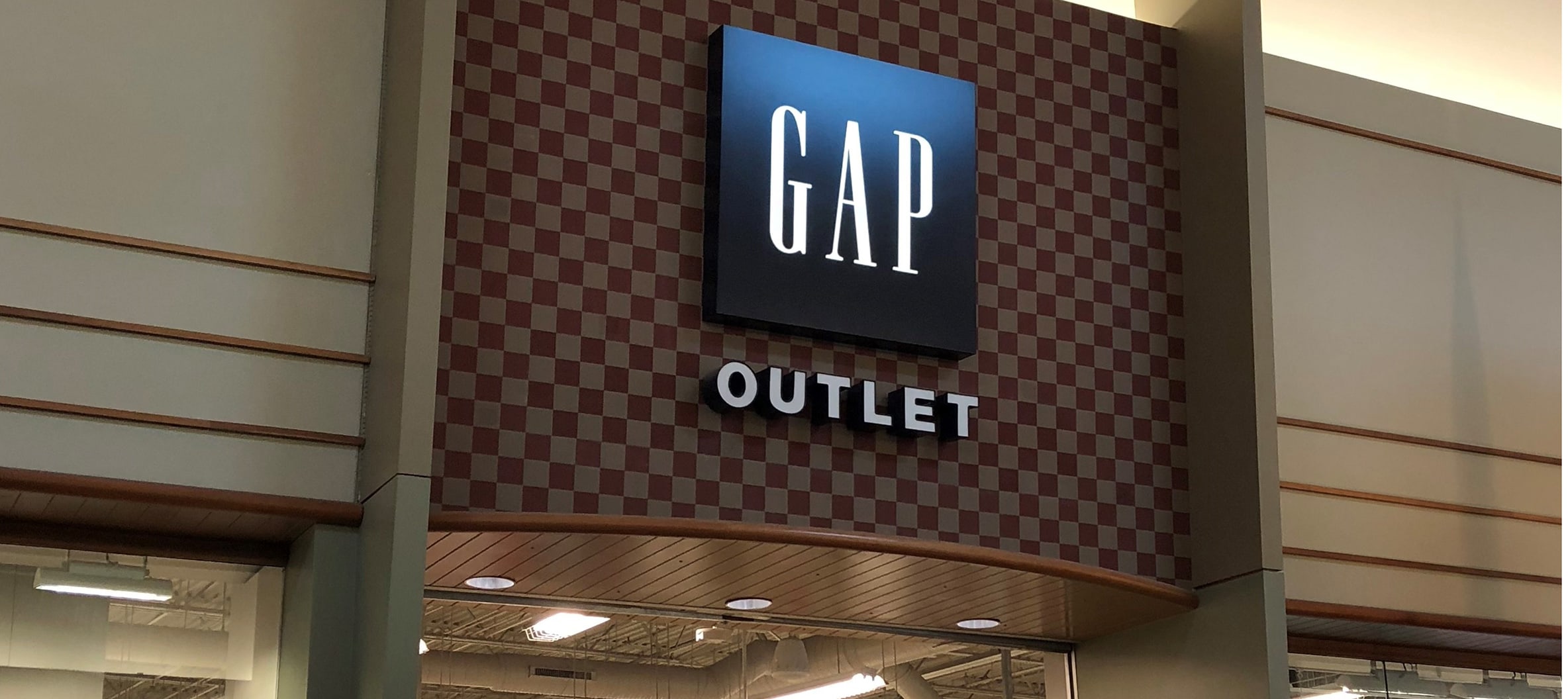 Gap Outlet Great Lakes Crossing ., SAVE 57% 
