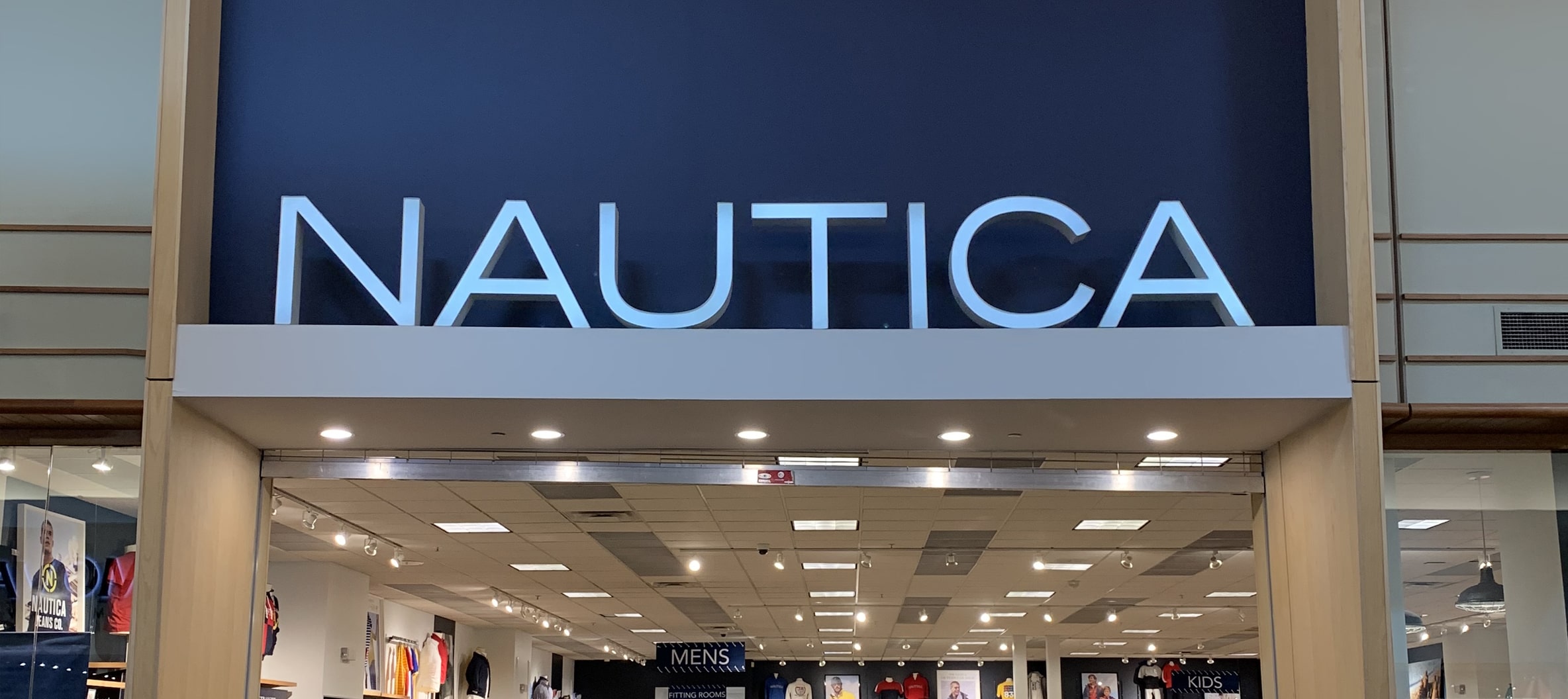 Nautica Factory Store Auburn Hills Great Lakes Crossing Outlets
