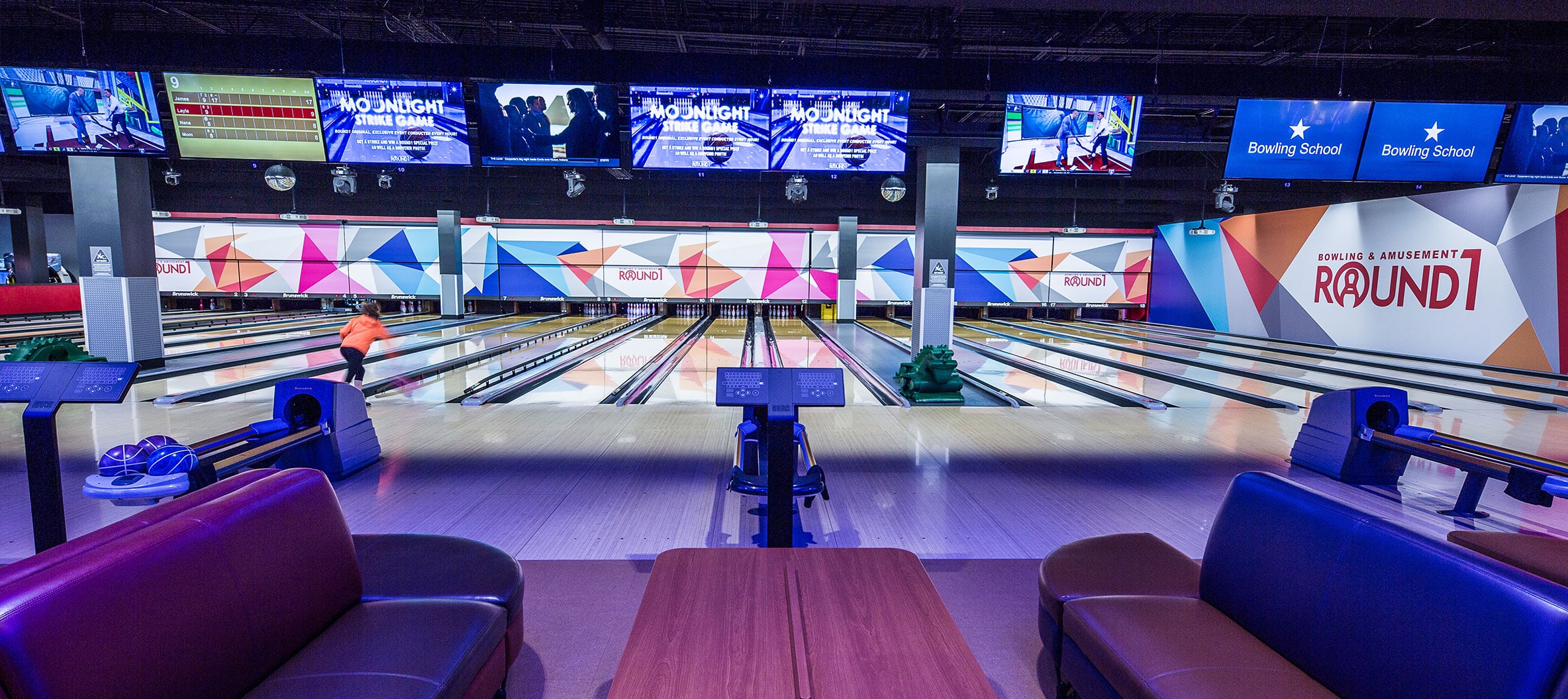 Round 1 Bowling & Amusement Auburn Hills Great Lakes Crossing Outlets