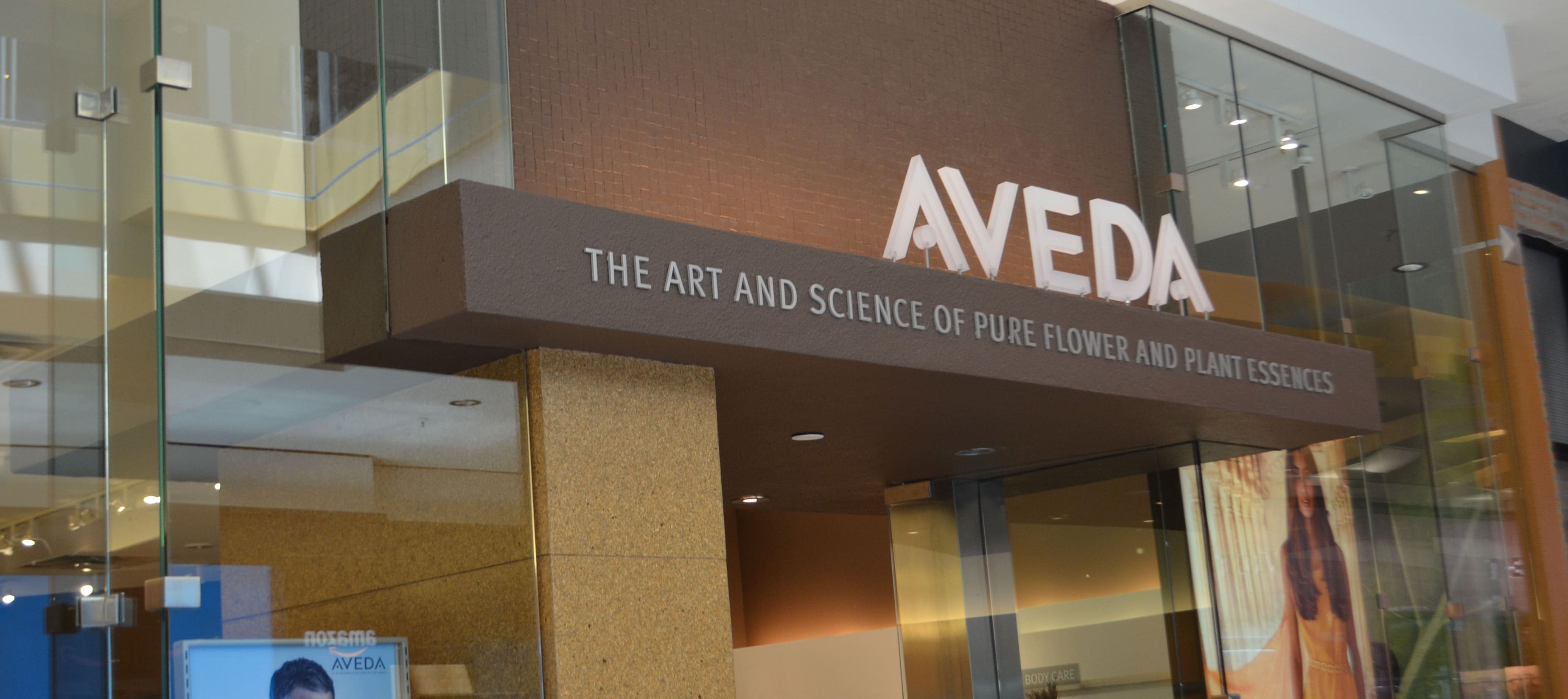 Aveda Tampa International Plaza and Bay Street