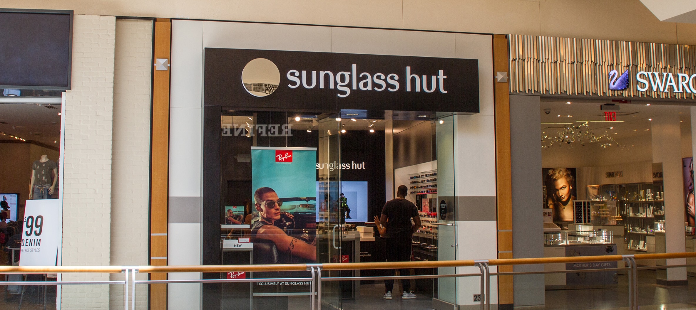 sunglass hut international mall