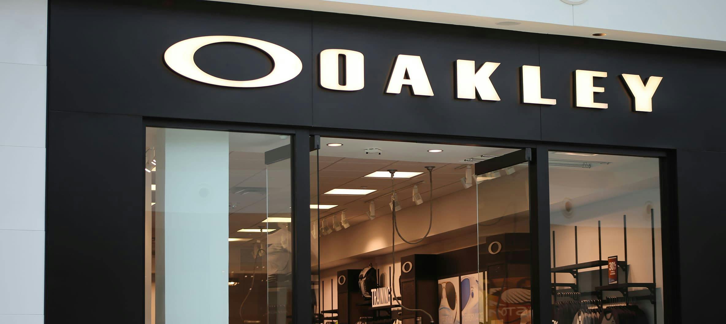 Oakley Sarasota The Mall at University Town Center