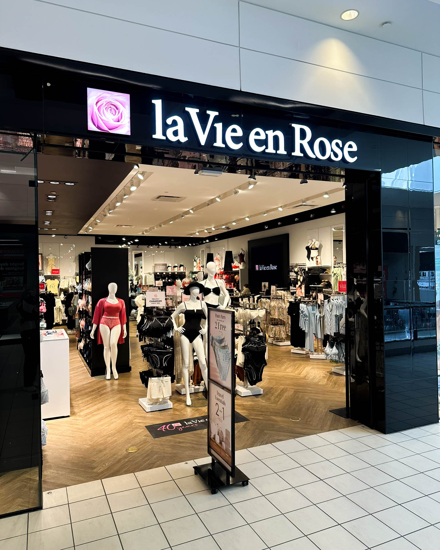 La.vie.en.rose TROPICAL Bandeau Tankini Top - White Tropical Blooms | la