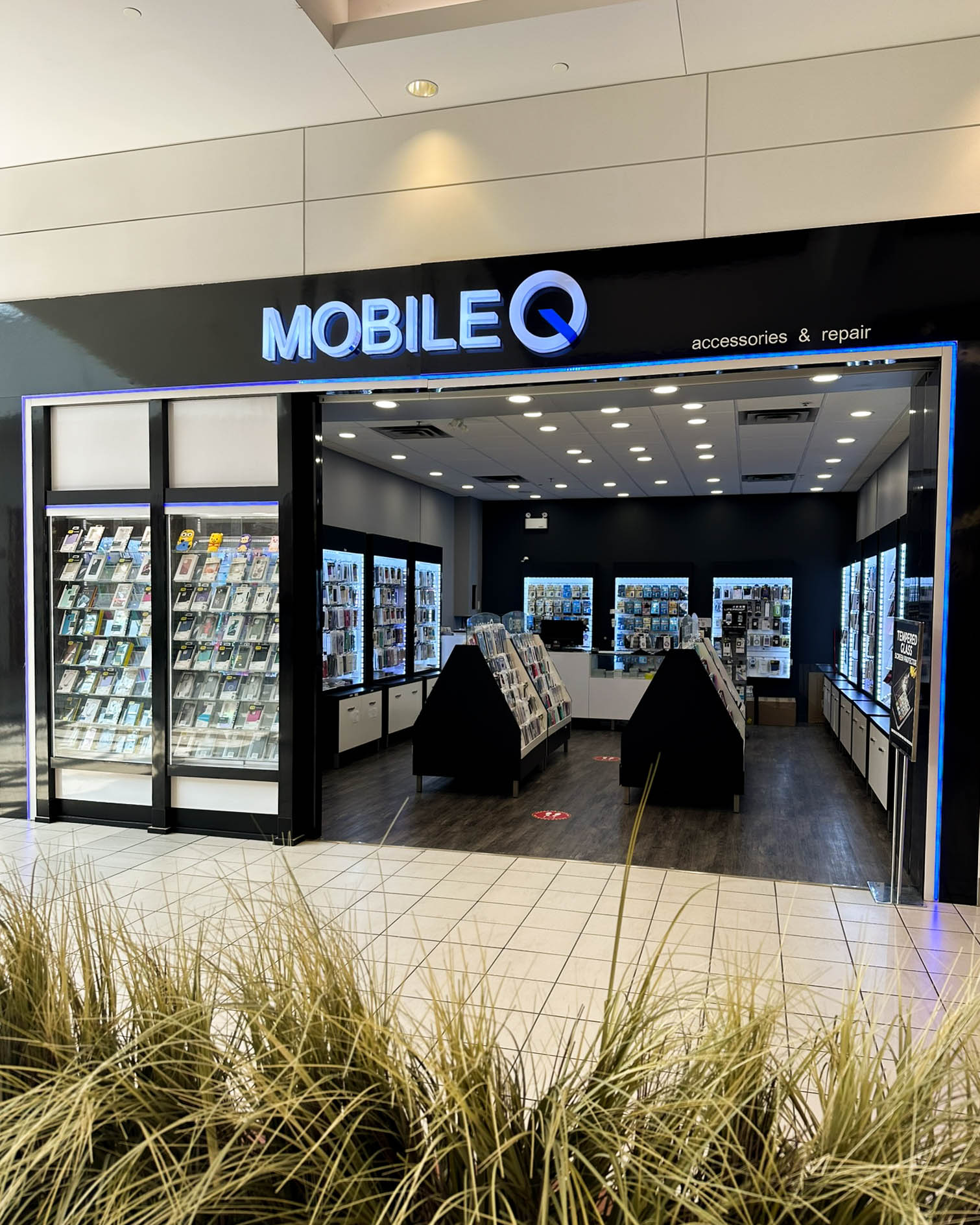 store brand image