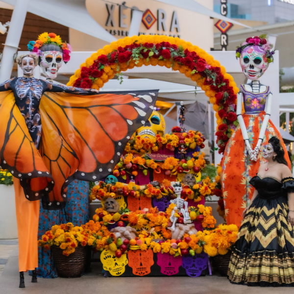 Dia de los Muertos page decorative banner image