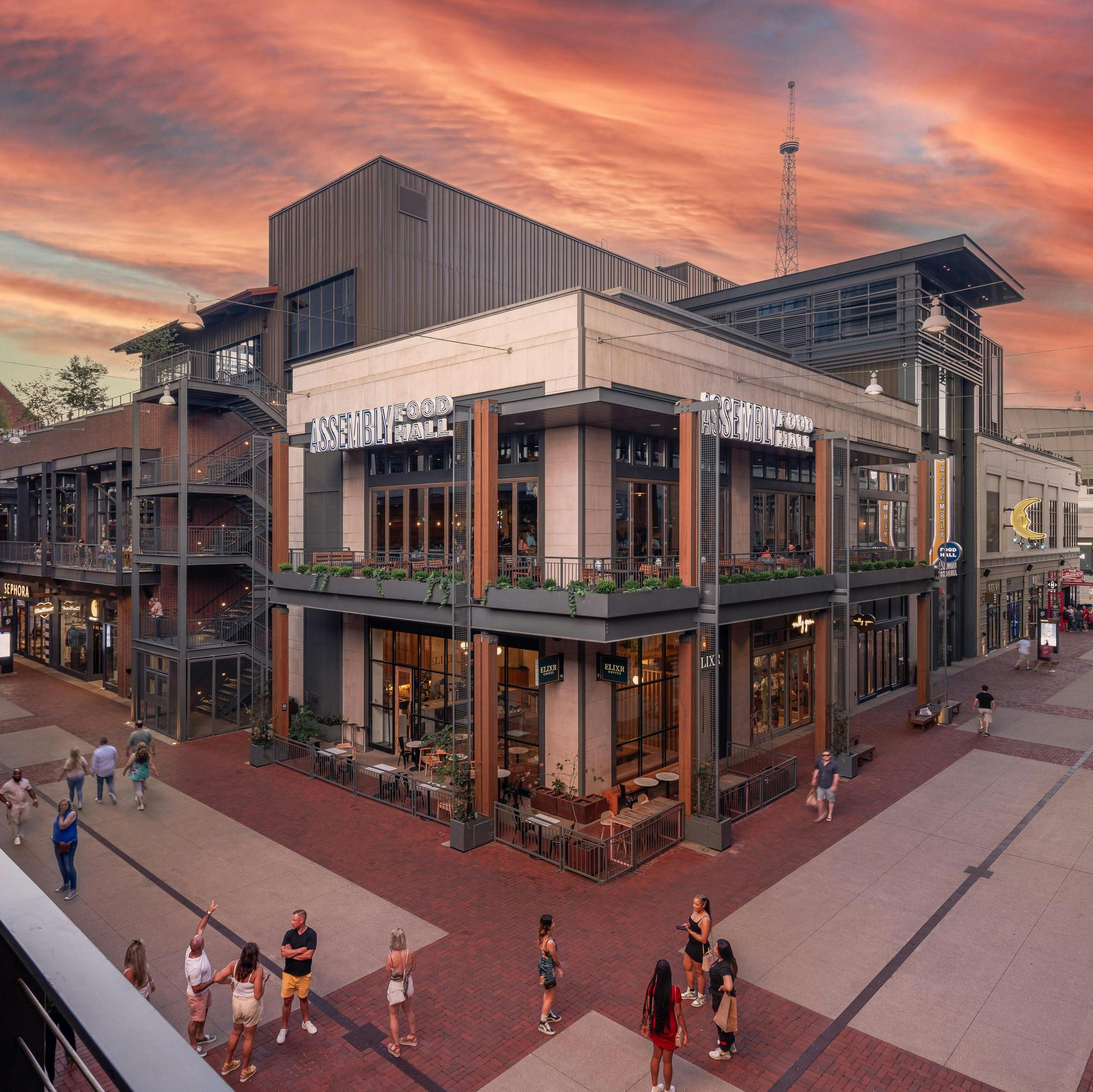 MARIE CLAIRE: NASHVILLE TRAVEL GUIDE