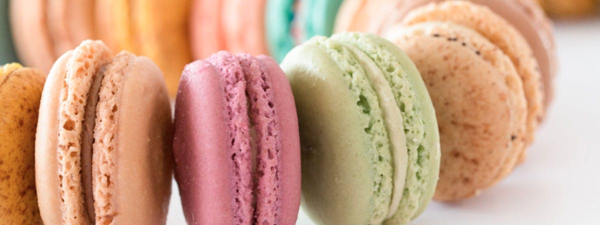 LE MACARON FRENCH PASTRIES
