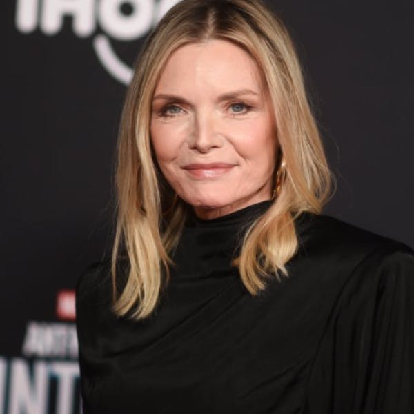 Henry Rose by Michelle Pfeiffer to showcase fragrances in Dallas with glass truck tour page decorative banner image