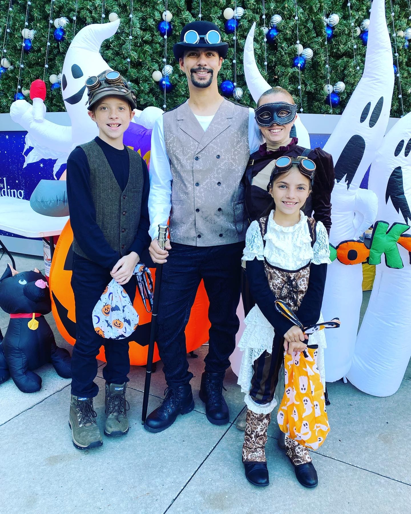 19th ANNUAL SAFE STREET TRICK OR TREAT AT BRANSON LANDING    