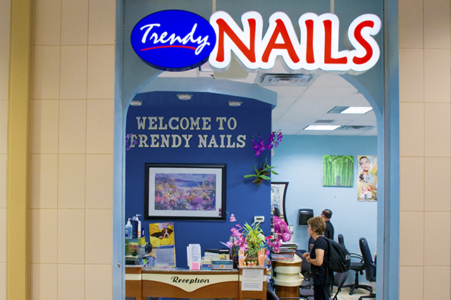 Store front image for Trendy Nails