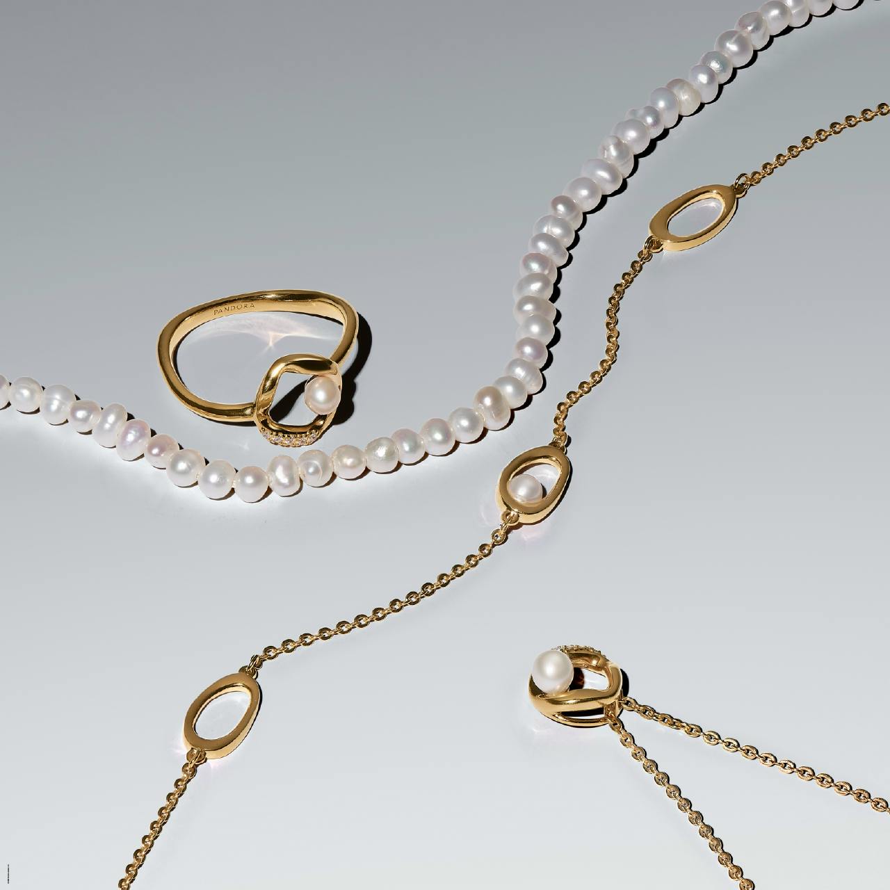 Dive deeper with PANDORA ESSENCE