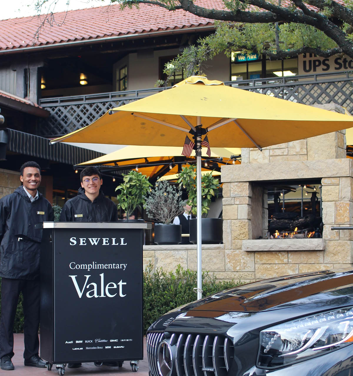 VAN CLEEF & ARPELS | Dallas | Highland Park Village