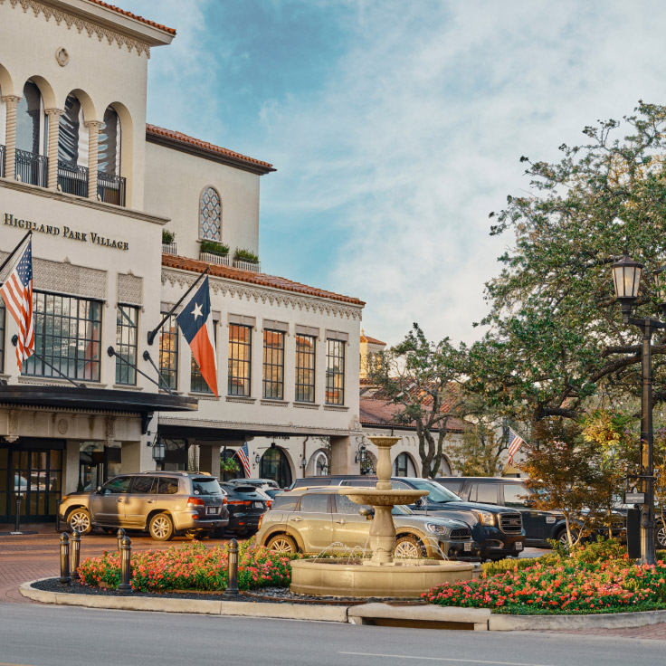 Luxury Shopping and Fine Dining at Highland Park Village Luxury Shopping and Fine Dining at Highland Park Village